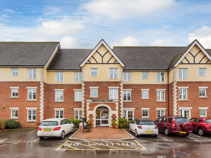 1 Bed Apartment For Sale in Horley